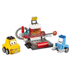 Конструктор LEGO Juniors Пит-стоп Гвидо и Луиджи (10732)