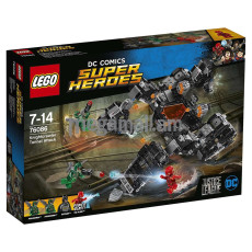 Конструктор LEGO Super Heroes Сражение в туннеле (76086)